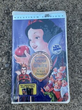 Walt Disney Snow White and the Seven Dwarfs VHS, Platinum Edition New & Sealed